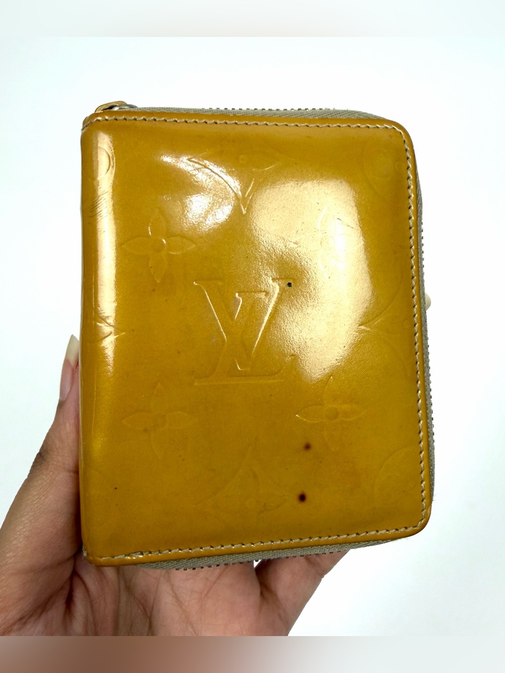 Authentic Louis Vuitton Monogram Vernis Broome Wallet